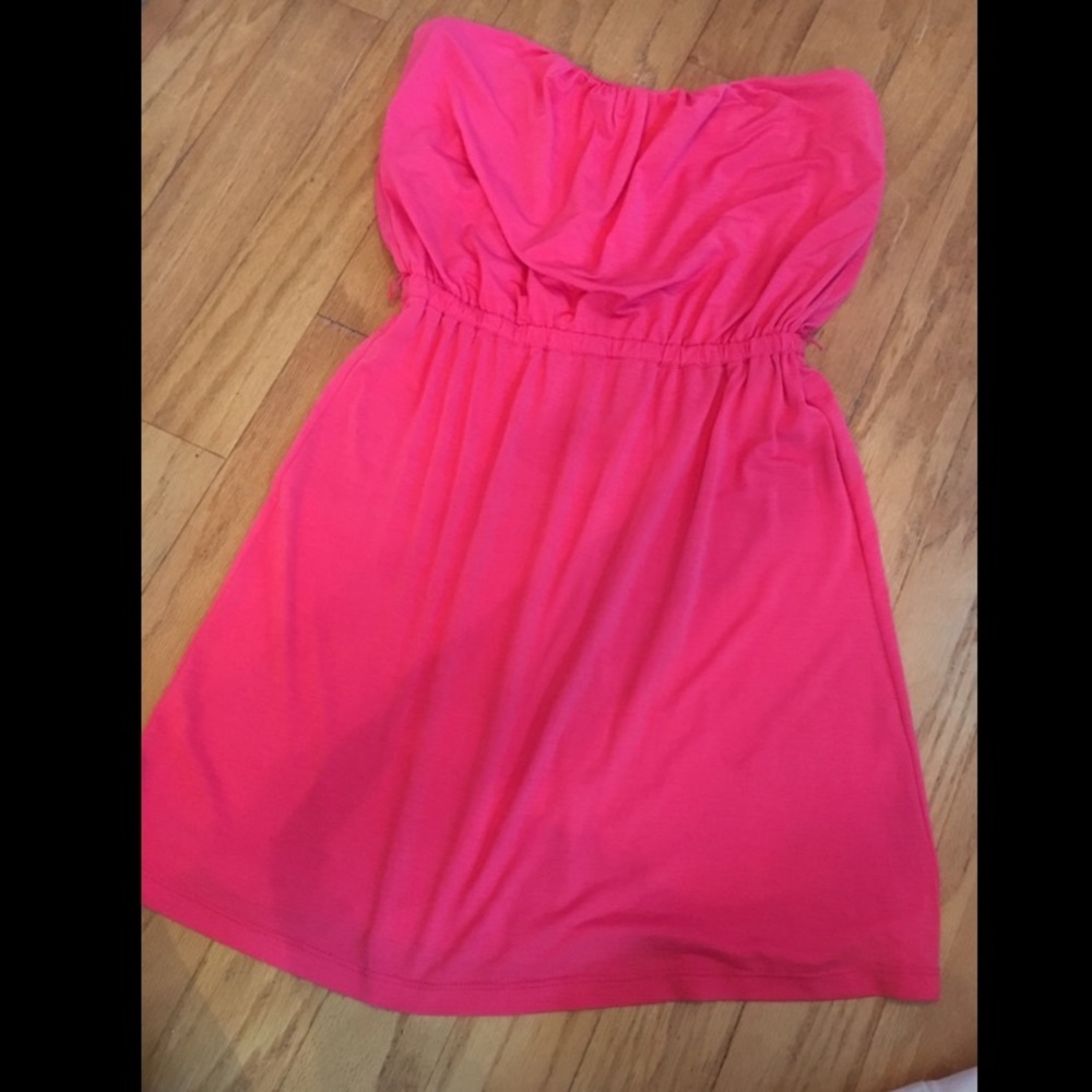 Pink strapless dress